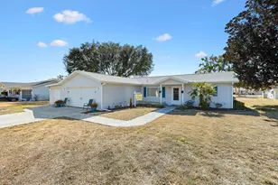 10350 SE 177th Pl, Summerfield, FL 34491 - Photo 2