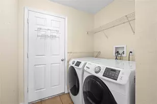 2439 Breezy Meadow Rd, Apopka, FL 32712 - Photo 34