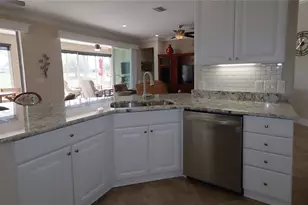 13068 SE 89th Cir, Summerfield, FL 34491 - Photo 14