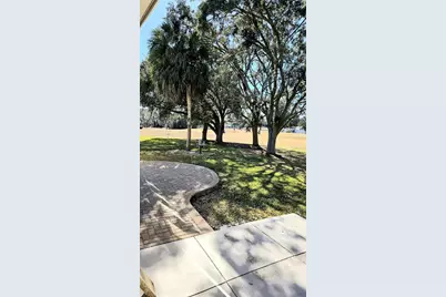 933 Oleander Street, Lady Lake, FL 32159 - Photo 2