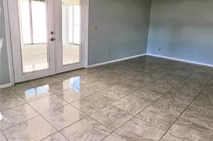 933 Oleander St, Lady Lake, FL 32159 - Photo 16