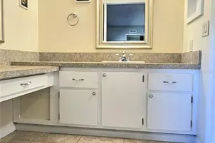 933 Oleander St, Lady Lake, FL 32159 - Photo 24