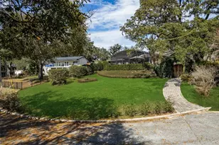 1500 E Crooked Lake Dr, Eustis, FL 32726 - Photo 38