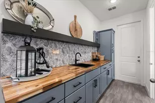 30088 Island Club Run, Tavares, FL 32778 - Photo 8