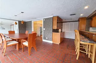 2910 11th Ave N, Saint Petersburg, FL 33713 - Photo 16