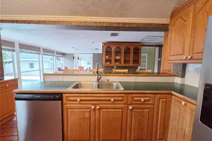 2910 11th Ave N, Saint Petersburg, FL 33713 - Photo 14