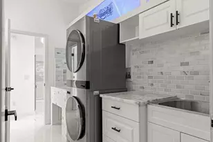 210 Palermo Pl, The Villages, FL 32159 - Photo 22