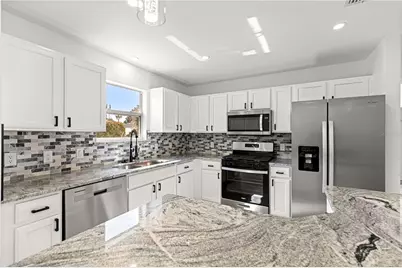 8338 SE 178th Deveaux Lane, The Villages, FL 32162 - Photo 10