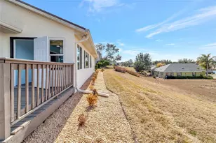 106 Fairway Cir, Umatilla, FL 32784 - Photo 40