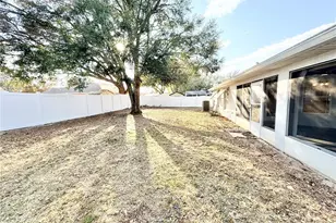 2494 Tremont Dr, Eustis, FL 32726 - Photo 30