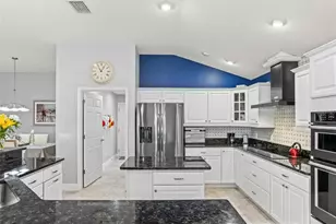670 Woodbridge Wy, The Villages, FL 32163 - Photo 26