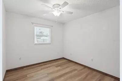 35025 Raintree Drive, Fruitland Park, FL 34731 - Photo 14