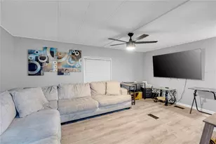 34127 Washington Ave, Leesburg, FL 34788 - Photo 8