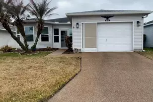 32747 Westwood Loop, Leesburg, FL 34748 - Photo 2