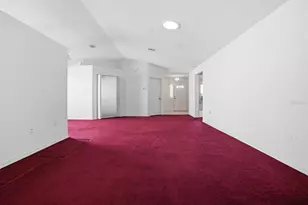 752 Old Oaks Ln, Leesburg, FL 34748 - Photo 10