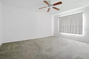 752 Old Oaks Ln, Leesburg, FL 34748 - Photo 16