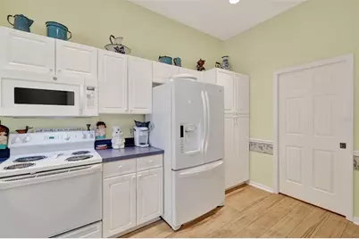 648 San Marino Drive, The Villages, FL 32159 - Photo 16