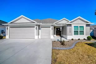 7704 Brian Etheredge Wy, The Villages, FL 34762 - Photo 2