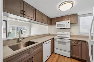 1051 S Highland St, Mount Dora, FL 32757 - Photo 32