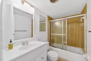 1051 S Highland St, Mount Dora, FL 32757 - Photo 14