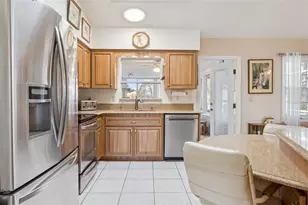 26927 Forest Hills St, Leesburg, FL 34748 - Photo 6