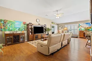 3930 E Torch Lake Dr, The Villages, FL 32163 - Photo 10