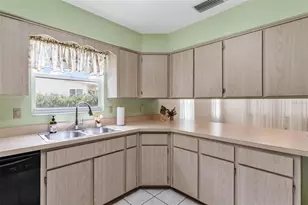 822 Dundee Cir, Leesburg, FL 34788 - Photo 18