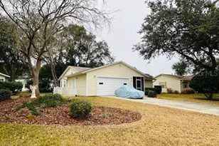 822 Dundee Cir, Leesburg, FL 34788 - Photo 2