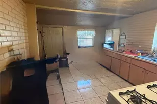 3908 E Genesee St, Tampa, FL 33610 - Photo 8