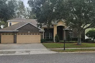 317 E Blue Water Edge Dr, Eustis, FL 32736 - Photo 1