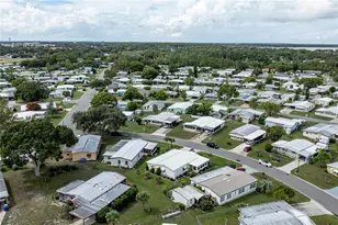 1424 Mohawk Cir, Tavares, FL 32778 - Photo 34