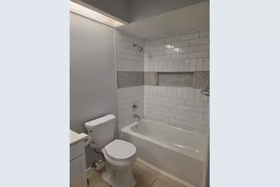 743 E Alfred Street, Tavares, FL 32778 - Photo 8