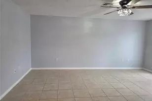 743 E Alfred St, Tavares, FL 32778 - Photo 4