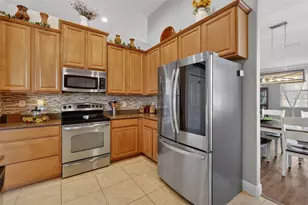 6304 Rolden Ct, Mount Dora, FL 32757 - Photo 6