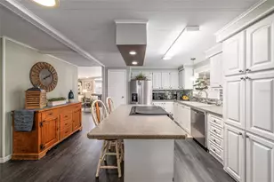 1805 Kaufman Cir, The Villages, FL 32159 - Photo 14