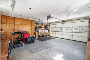 1805 Kaufman Cir, The Villages, FL 32159 - Photo 44