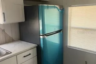 816 Beechwood Ave, Lady Lake, FL 32159 - Photo 8