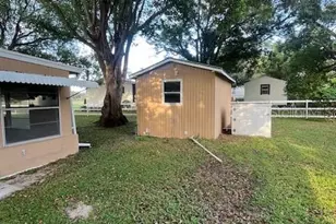 4618 Sunnyside Dr, Fruitland Park, FL 34731 - Photo 2