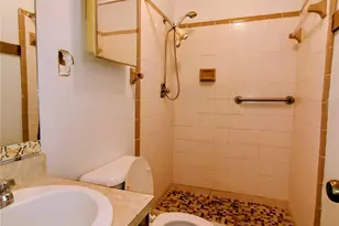 926 Cr 467, Lake Panasoffkee, FL 33538 - Photo 12