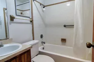 926 Cr 467, Lake Panasoffkee, FL 33538 - Photo 14