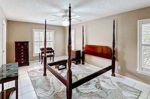 817 Berry Hill Cir, Fruitland Park, FL 34731 - Photo 18