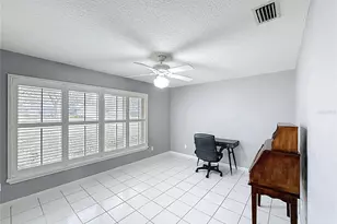 817 Berry Hill Cir, Fruitland Park, FL 34731 - Photo 24