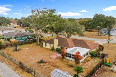 817 Berryhill Circle, Fruitland Park, FL 34731 - Photo 52