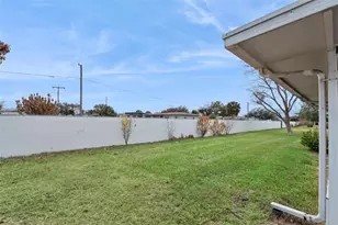 1581 Oakview Cir SE, Winter Haven, FL 33880 - Photo 16