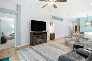 476 Sauvignon Way, Groveland, FL 34736 - Photo 10