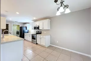 26815 White Plains Way, Leesburg, FL 34748 - Photo 18