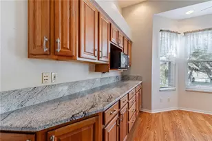 5732 Freeport Dr, Tavares, FL 32778 - Photo 10