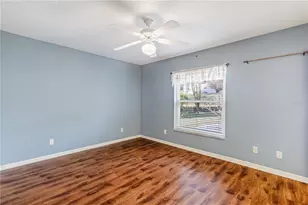 5732 Freeport Dr, Tavares, FL 32778 - Photo 16