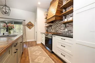 9036 Co Rd 121, Wildwood, FL 34785 - Photo 12