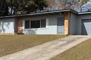 754 Pine Ln, Clermont, FL 34711 - Photo 1